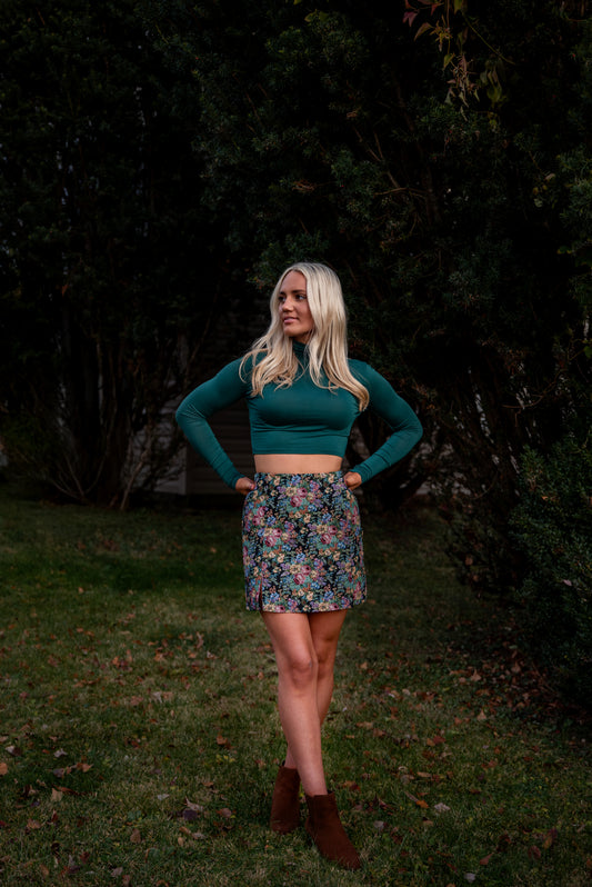 Fitted Cropped Top Turtleneck Green